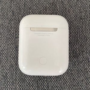 Apple AirPods (1st Gen) Charging Case - Case Only